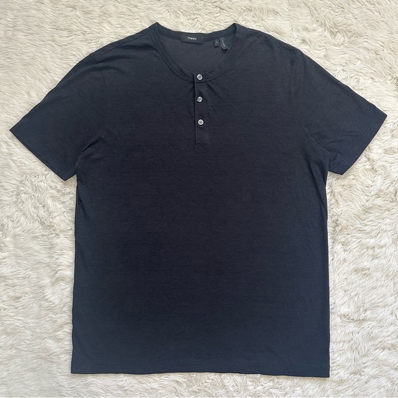 Theory Shirt Men’s Essential Henley Tee Short Sleeve 100% Pima Cotton Sz L - Picture 1 of 9